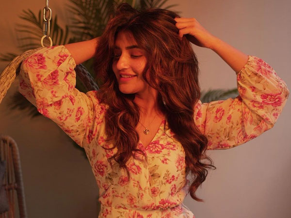 Sreeleela leading with 7 big projects in Telugu film industry: do you know Dhamaka Heroine remuneration? Sreeleela leading with 7 big projects in Telugu film industry: do you know Dhamaka Heroine remuneration?