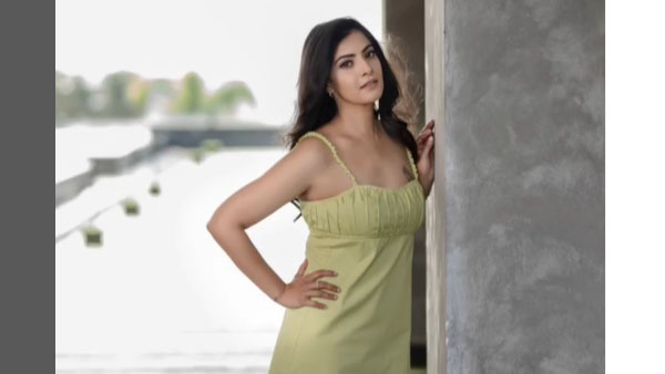Varalaxmi Sarathkumar Shocking Comments On Marriage In An Interview