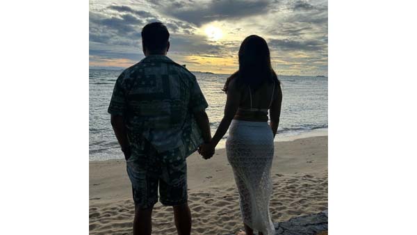 Anchor Anasuya Bharadwaj Lip Kiss To Husband In Latest White Bikini At Beach Anchor Anasuya Bharadwaj Lip Kiss To Husband In Latest White Bikini At Beach