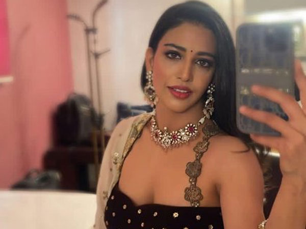 Actress Daksha Nagarkar Latest Fabulous Photo Viral