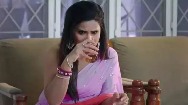 Intinti Gruhalakshmi 