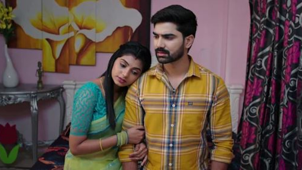 Intinti Gruhalakshmi: