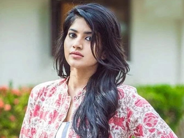  beautiful heroine Megha Akash To Marry A Politicians Son Soon