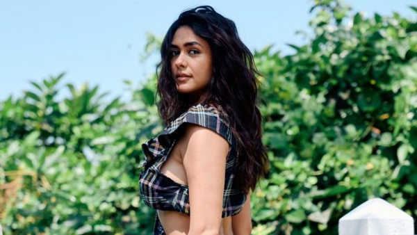 Mrunal Thakur Sizzling Look In Latest Blue Transparent Dress Photos Goes Viral