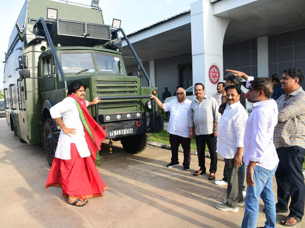 pawan-kalyan-tollywood-producers-351