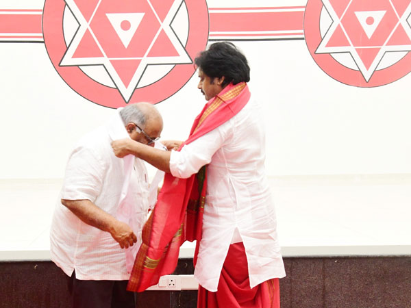 pawan-kalyan-tollywood-producers-351