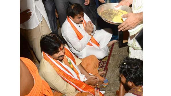 Pawan Kalyan starts Varahi Vijaya Yatra on Che Guevara birthday at Annavaram Satyadeva temple