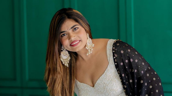 Television Actress Rithu Chowdary Latest Video Viral