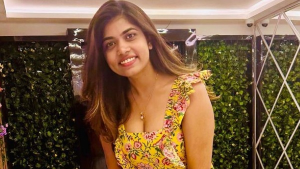 Jabardasth Fame Rithu Chowdary Ravishing Hot Looks In Latest Black Colour Dress Jabardasth Fame Rithu Chowdary Ravishing Hot Looks In Latest Black Colour Dress