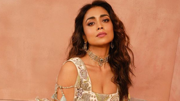 Shriya Saran Ravishing Looks In Latest Pink Colour Bikini At Swimming Pool Shriya Saran Ravishing Looks In Latest Pink Colour Bikini At Swimming Pool