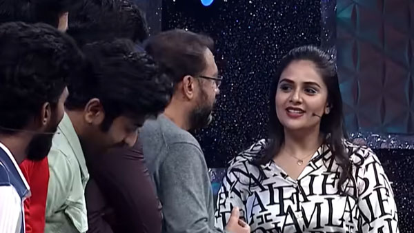 Anchor Sreemukhi About Marriage In Aadivaaram With Star Maa Parivaaram Promo