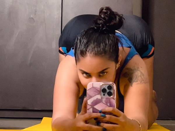 Actress Sri Reddy Latest Sizzling Photo Viral In Internet