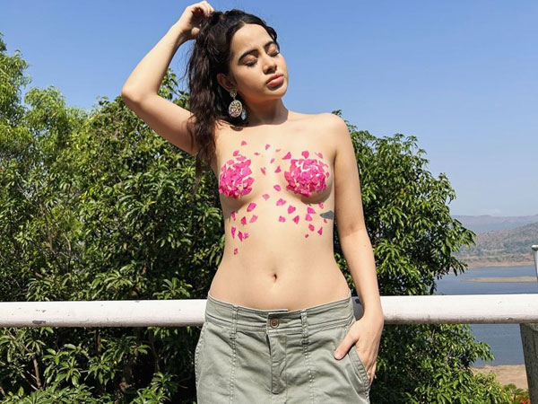 Urfi Javed Goes Topless And Covers Body With Rose Petals