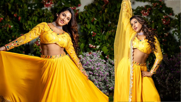 Anchor Vishnupriya Bheemineni Latest Sizzling Photos Gone Viral Anchor Vishnupriya Bheemineni Latest Sizzling Photos Gone Viral