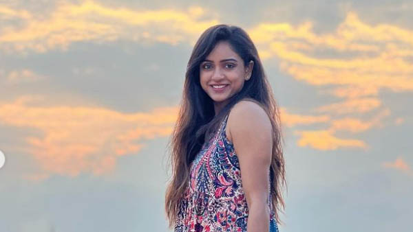Actress Vithika Sheru Latest Bikini Video Viral In Internet