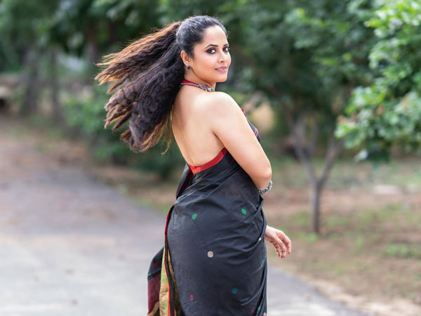 Anchor Anasuya Bharadwaj Workout Pic Viral In Social Media