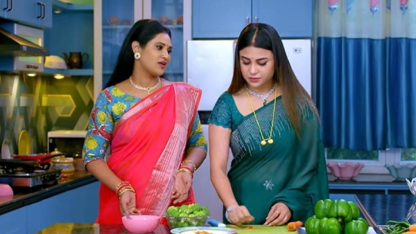 Rudrani misleads Swapna against Kavya in July 11th 2023 Episode number 145 in Brahmamudi Telugu Serial Rudrani misleads Swapna against Kavya in July 11th 2023 Episode number 145 in Brahmamudi Telugu Serial