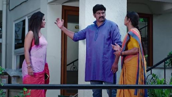 Intinti Gruhalakshmi: 