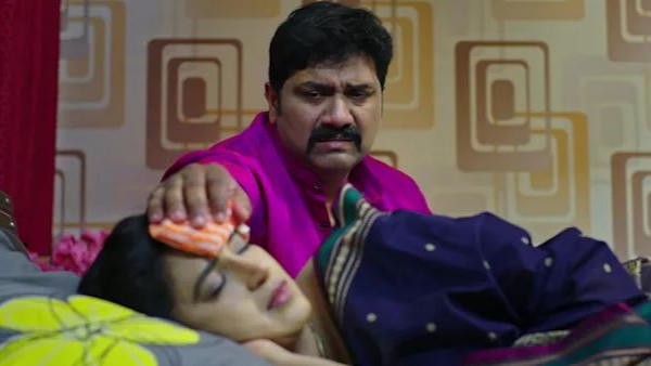 Intinti Gruhalakshmi: 