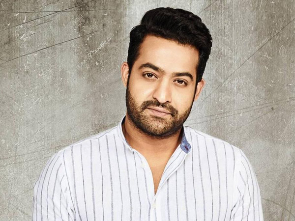 Junior NTR is the first choice for Trivikram Mahesh Gunturu Karam movie News viral in social media Junior NTR is the first choice for Trivikram Mahesh Gunturu Karam movie News viral in social media