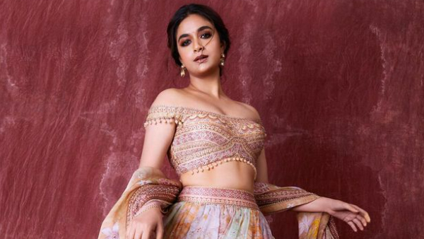 Keerthy Suresh Stylish Glamour Looks In Latest Gold Sleeveless Top In Maamannan Promotions