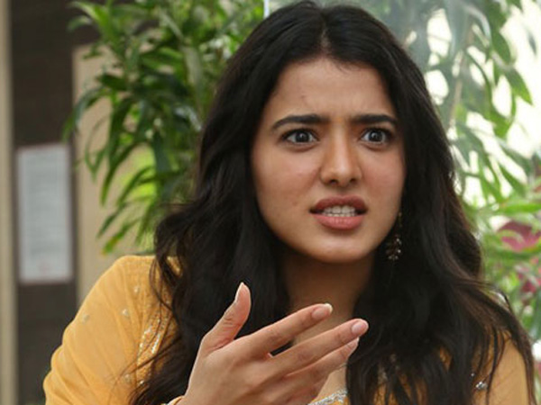 Ketika Sharma Latest Ravishing Looks In Green Colour Blouse Photos Goes Viral Ketika Sharma Latest Ravishing Looks In Green Colour Blouse Photos Goes Viral