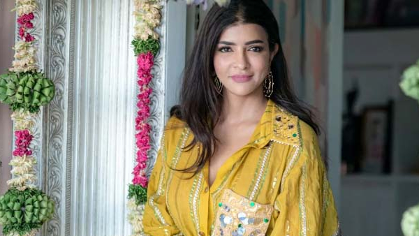 Manchu lakshmi shocking comments on telugu heroines situations