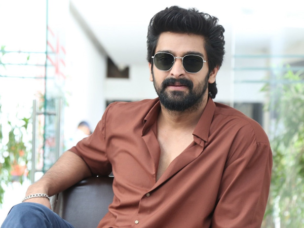 Nagashaurya strange desire is to write that he likes heroine Anushka and has an affair with her