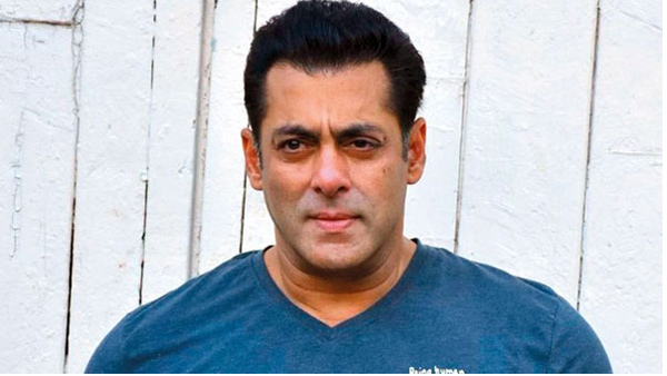 Bollywood Shahrukh Khan Asks Vignesh Shivan to be a beware of nayanthara news viral in social media