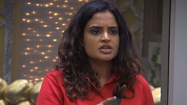 Actress Sarayu Roy Shocking Comments On Bigg Boss Reality Show