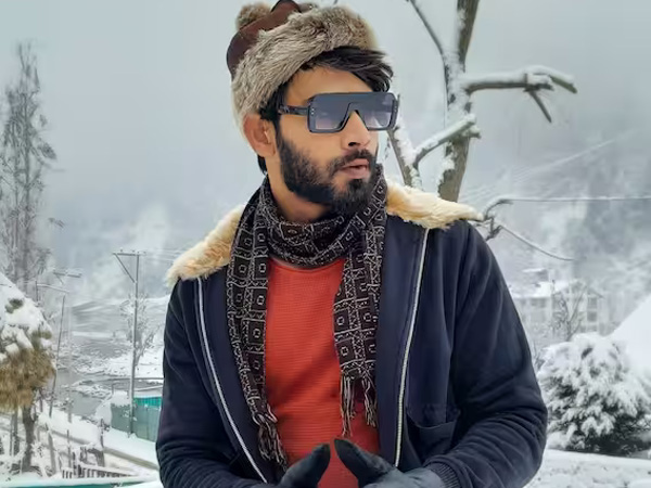 Karthika Deepam Serial Actor Manoj Kumar Shoots with Air Gun in Shamirpet celebrity house Hyderabad 