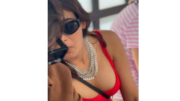 Shalini Pandey Ravishing Hot Look In Latest Red Colour Bra At Istanbul