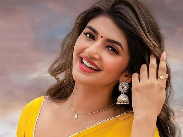 Do you know the relationship between Sreeleela and KG Yash?