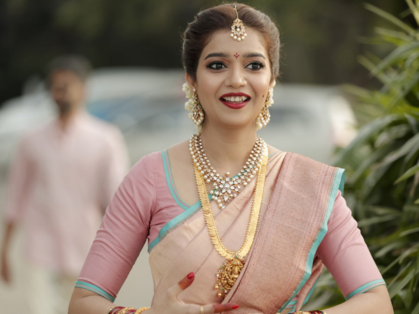 Telugu Heroine Swathi taking Divorce from her Husband Vikas Vasu news viral in social media Telugu Heroine Swathi taking Divorce from her Husband Vikas Vasu news viral in social media