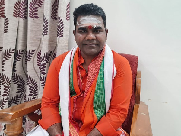 Balagam Director Venu Yeldandi About His Lover And Personal Life