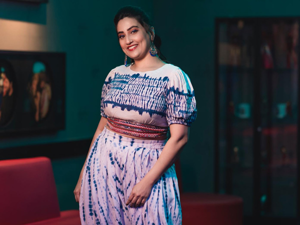 Anchor Manjusha Stylish Photoshoot Viral In Social Media