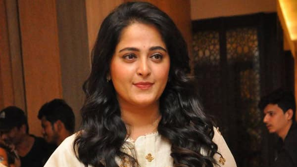  Heroine Anushka Shetty 
