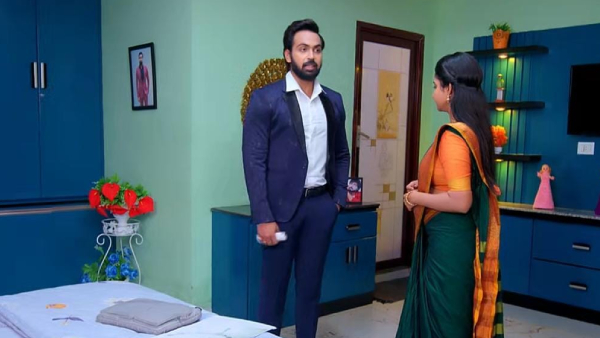 Raj Helps Kavya in August 2nd 2023 Episode number 162 in Brahmamudi Telugu Serial Raj Helps Kavya in August 2nd 2023 Episode number 162 in Brahmamudi Telugu Serial