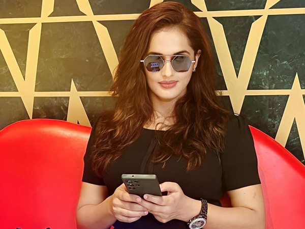 Guppedantha Manasu Fame Jyothi Rai Latest Glamour Pics Viral Guppedantha Manasu Fame Jyothi Rai Latest Glamour Pics Viral