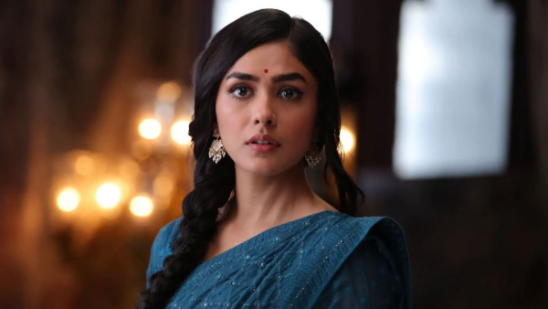 Mrunal Thakur 