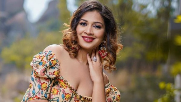 Bigg Boss Fame Inaya Sultana Recent Beautiful Photos Viral