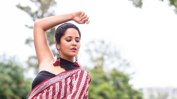 Anasuya bharadwaj Shares her Crying Video In Social media