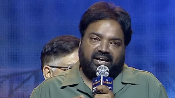 Director Mehar Ramesh Emotional Comments about Chiranjeevi at Bholaa Shankar pre realease event Director Mehar Ramesh Emotional Comments about Chiranjeevi at Bholaa Shankar pre realease event