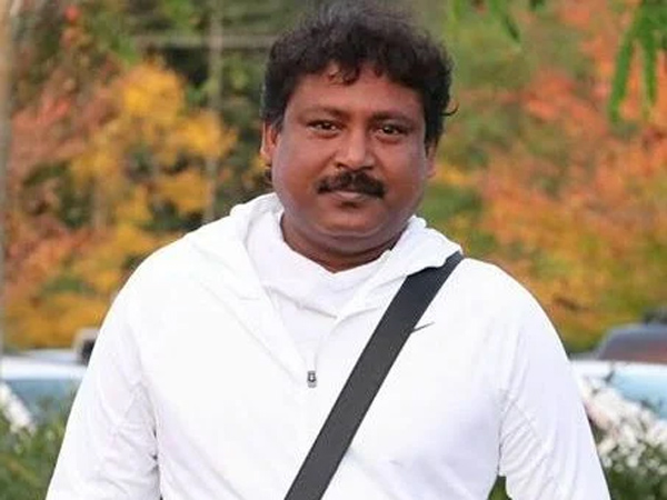 Comedian Prabhas Seenu acted as a dupe for Chiranjeevi in ​​Rajamoulis Magadheera