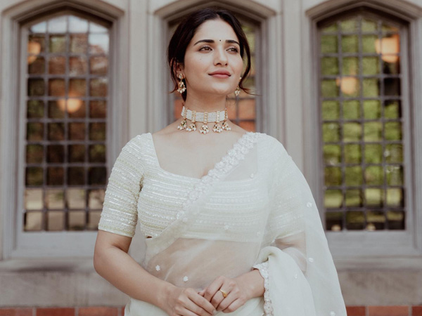 Tollywood Heroine Ruhani Sharma Latest Fabulous Photos Viral