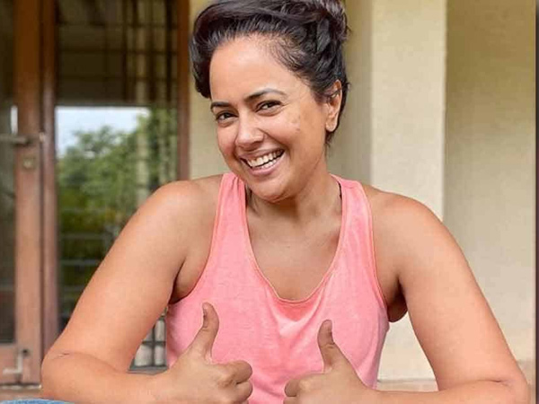Actress Sameera Reddy Reveals about Trolls After Marriage