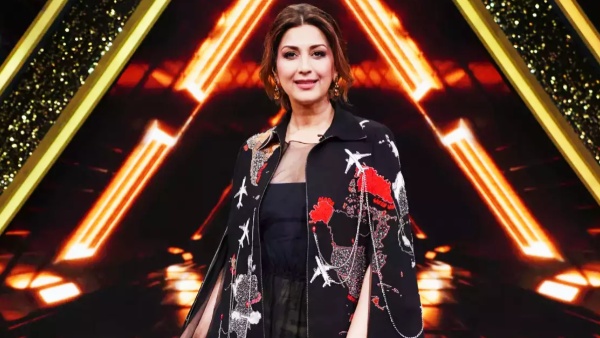 Chiranjeevi Heroine Sonali Bendre Beautiful PhotoS Viral in social media Chiranjeevi Heroine Sonali Bendre Beautiful PhotoS Viral in social media