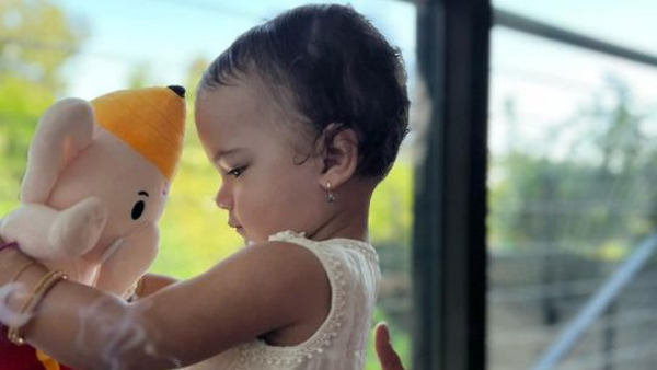 Priyanka Chopra daughter Malti Marie Chopra Priyanka Chopra daughter Malti Marie Chopra