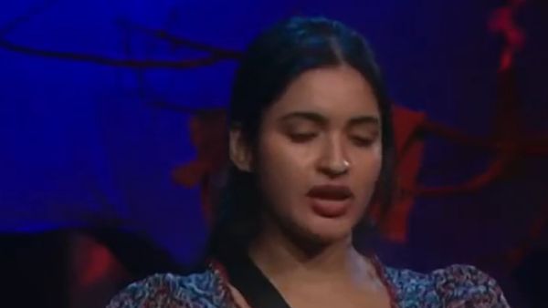 Rathika Rose Shocks Bigg Boss In 1st Week Nominations Task