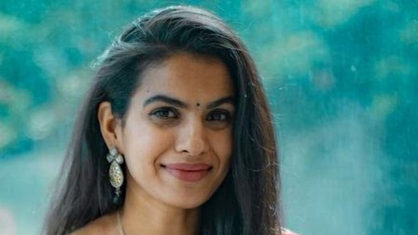  Singer Sravana Bhargavi 